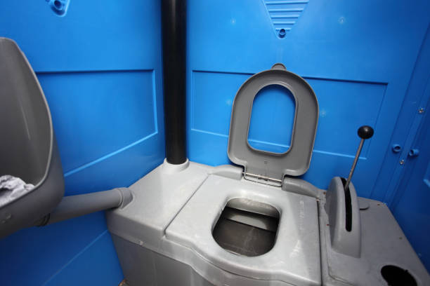 Best Portable restroom trailer rental  in Mount Pleasant, MI